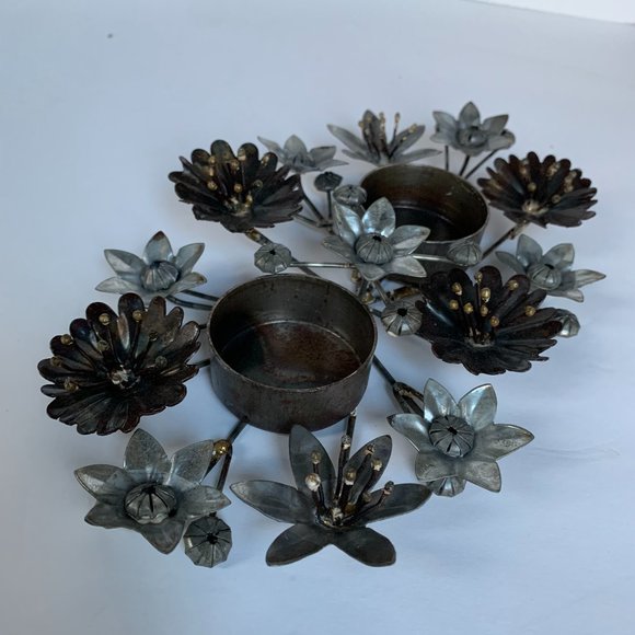 Metal Floral Double Tea Light Candle Holder Flowers Sculpture - Picture 10 of 11